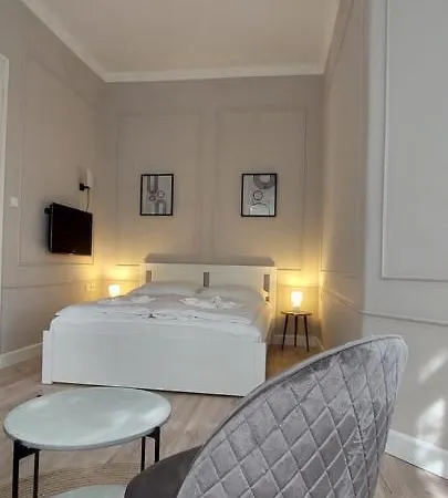 Apartamento Castle **** *